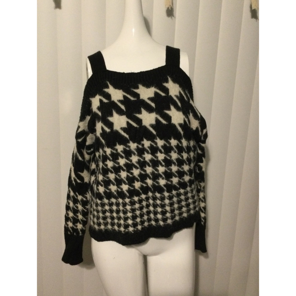 Women's Express Sweater Size S Black and White - Picture 1 of 2